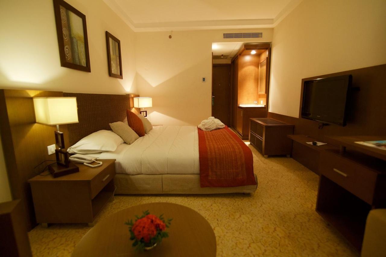 Hala Hotel & Aqua Park บิสเซา ภายนอก รูปภาพ