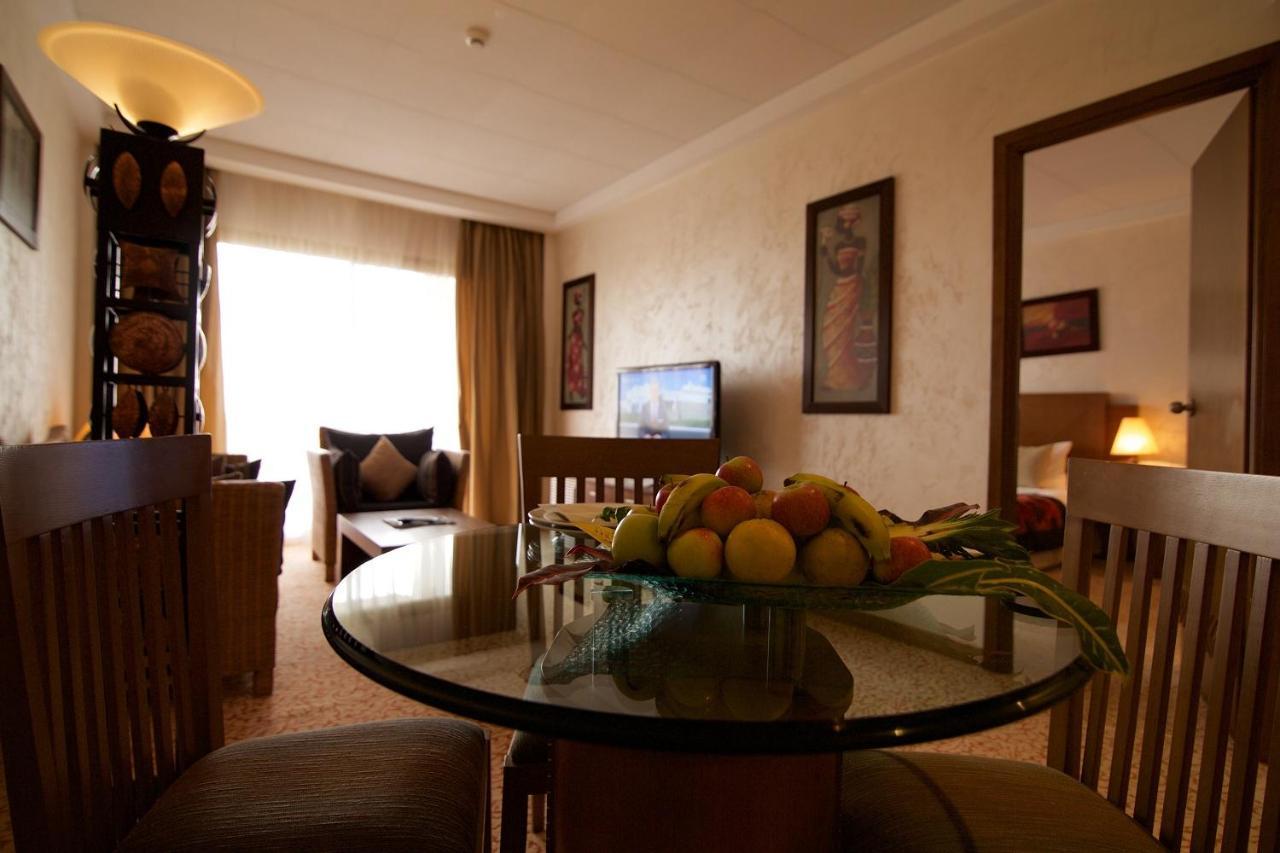 Hala Hotel & Aqua Park บิสเซา ภายนอก รูปภาพ