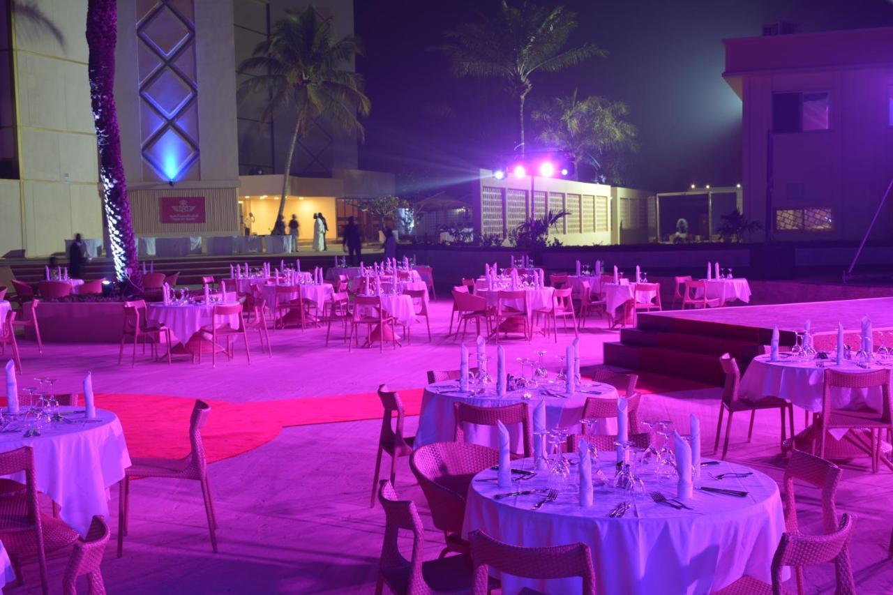 Hala Hotel & Aqua Park บิสเซา ภายนอก รูปภาพ