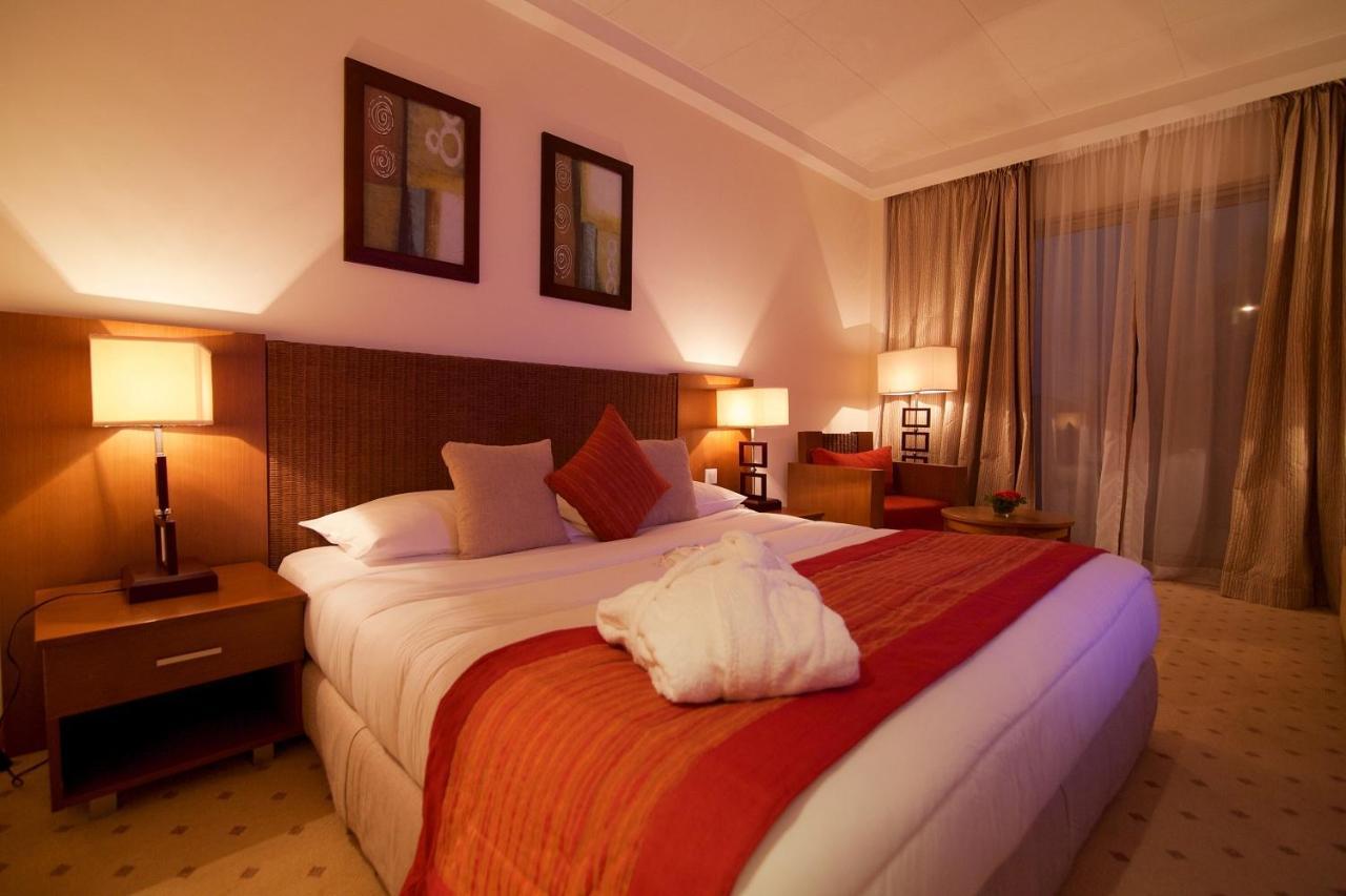 Hala Hotel & Aqua Park บิสเซา ภายนอก รูปภาพ